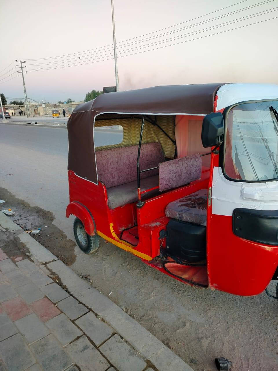 سلام عليكم حبايب كلبي تكتك مديل 18.   اوراق تكتك خير من الله السعر 3500 تكتك مال عيشه ملاحضه تكتك مكفوله من الضربه والصبغ مكاني كربلاء امن الداخلي ***********
