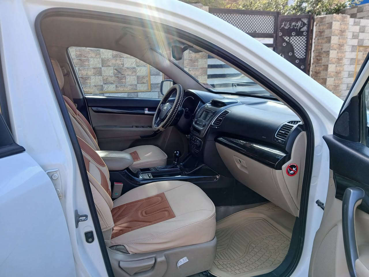 السلام عليكم
سورنتو خليجي ٢٠١٥ مكفول ٧راكب ٣ قطع تبريد 
٤سلندر للستفسار الاتصال ع الرقم ***********
