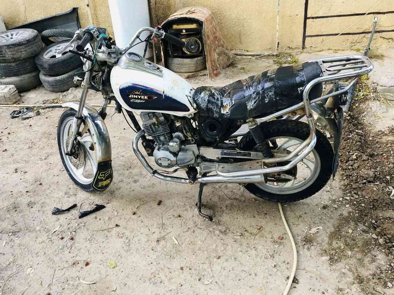 جني موديل ٢٠١٨ اوراق كاملة حتى كمرك  تخم تاير جديد سلف كهربائيات كلها شغاله السعر ١٨٠ رقمي  ***********
مكاني ديالى الغالبيه 
جني موديل ٢٠١٨ اوراق كاملة حتى كمرك  تخم تاير جديد سلف كهربائيات كلها شغاله السعر ١٨٠ رقمي  ***********
