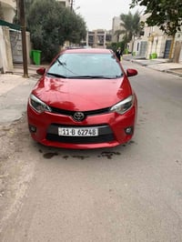 كورلا ١٤ وارد امريكي حادث امريكا باب السايق فقط وشويه من يم الجامع الخ...