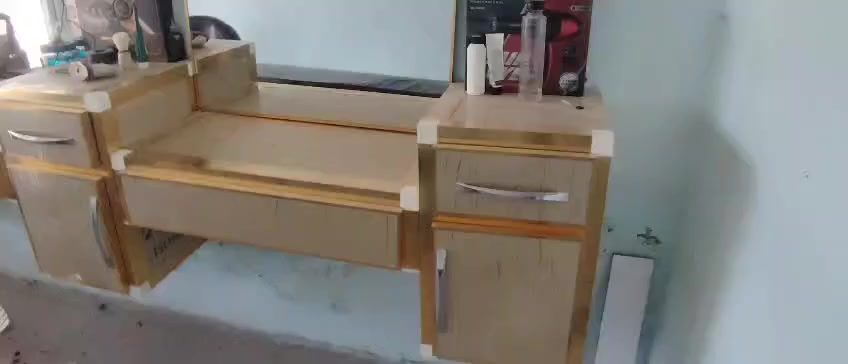 مكلف بالنشر بالنشر
محل حلاقة كامل للبيع
مكان ديالى بعقوبة 
للاتصال ***********
