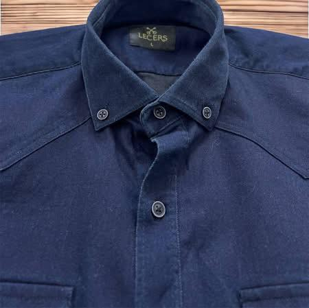 قميص LECERS ليكرز، دنيم بهاري .
القياس/ لارج ناعم _ يلبّس ميديم 
عُرض الصدر 52 _ الطول 70_75 _ الردن 67 .


**إذا كنت صاحب هذا الإعلان وتريد حذفه لأي سبب، رجاءا أرسل رسالة إلى الدعم الفني**