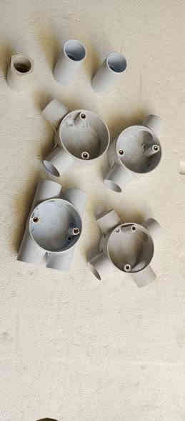 السلام عليكم بنل+بوري وملحقاته
سوق الشيوخ حي العسكري شارع المحوله 
   .***********
