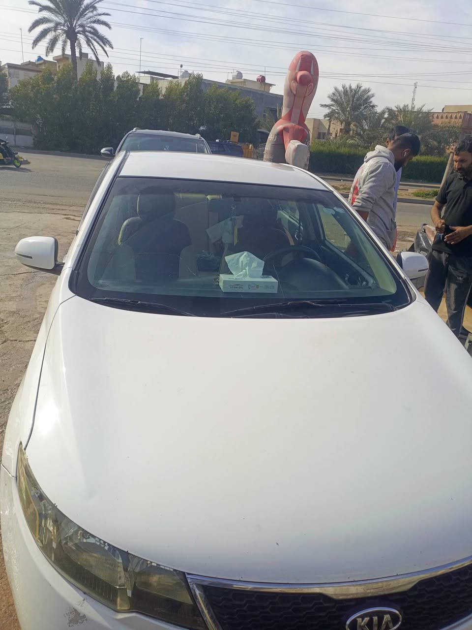 السلام عليك سيراتو 2011,للبيع بيها 3، قطع صبغ السعر الاتصال على الرقم
***********
