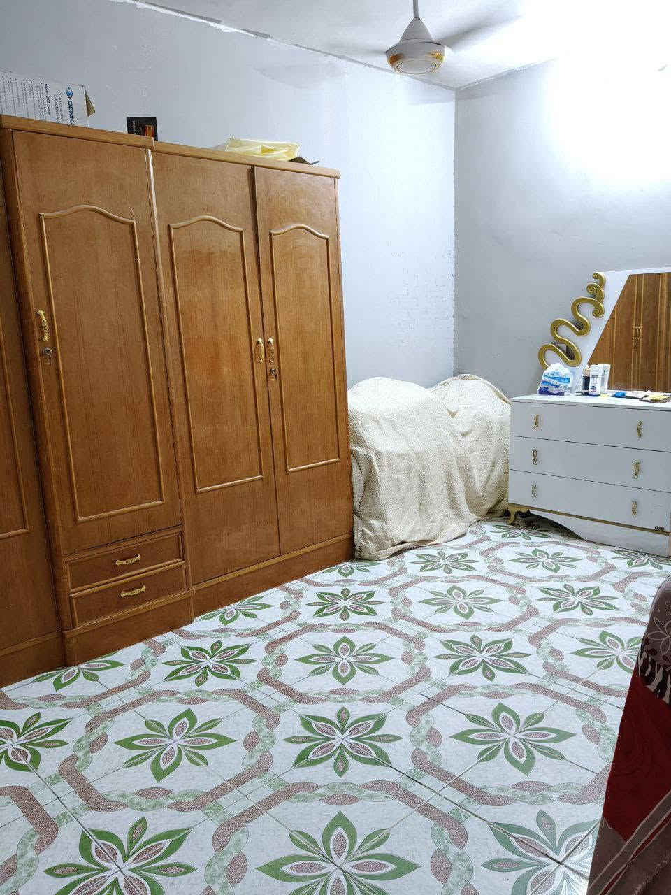 سلام عليكم عدي بيت للبيع قرب الاحزم الاخضر مساحه ١٠٠م طابق وغرفتين فوك سعر مناسب  الاستفسار خاص


**إذا كنت صاحب هذا الإعلان وتريد حذفه لأي سبب، رجاءا أرسل رسالة إلى الدعم الفني**