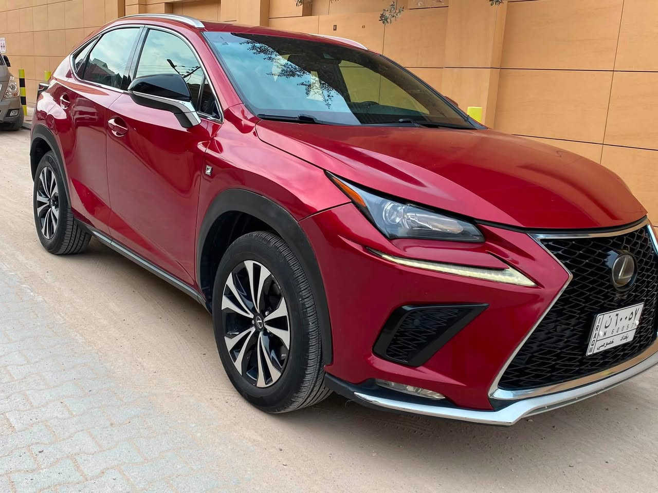 للبيع Lexus NX 300 F sport
موديل 2019 وارد امريكي 
السيارة ماشية72000 كيلومتر قابل للزيادة 
فل اوبشن 
محرك 2.0L twin turbo 
حساسات امامي خلفي
رادرات امامي خلفي مع نقاط عمياء ونضام تحديد المسار والقيادة شبه ذاتية وتحذير قبل الاصطدام والإيقاف الذاتي 
كروز مثبت سرعة 
كراسي جلد مع تدفأة و تبريد + تحكم كهربائي للسائق والراكب 
فتحة سقف 
تدفأة + شفتات ناقل حركة بالسترينق 
السيارة تفاعلية بالأوامر الصوتية المباشرة 
بصمة تشغيل مع دخول ذكي للأبواب الأربعة 
اضواء زينون و LED مع اضواء نهارية 
اضواء ترحيب محيطية عند الاقتراب من السيارة 
شاشة + كاميرا خلفية 
المري الجانبية كهربائية مع خاصية التعتيم الذاتي
ثلاث أنظمة للقيادة (eco,normal,sport) مكاني البصره فقط اتصال او واتساب غير متواجد على الفيس ***********

