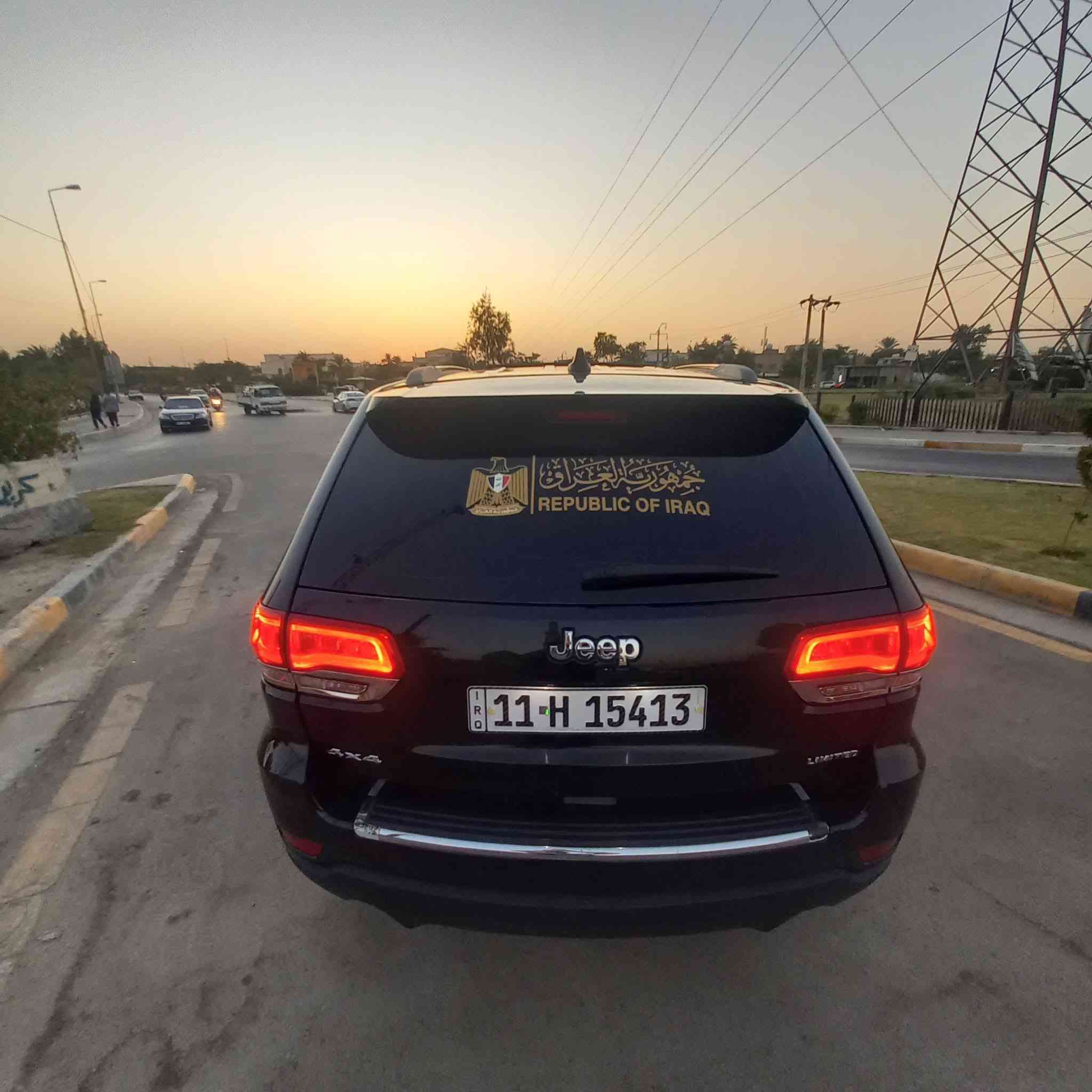 للبيع جيب لمتد خليجي 2014 رقم بغداد انگليزي مشروع وطني هزه جديده بسمي 

مواصفات السياره
المسافه المقطوعه 100mi
محرك 6 سلندر 3600 
بصمة تشغيل + بصمة أبواب
كشنات الاماميه كهرباء 
شاشه لمس
بلوتوث
مداخل أواكس ويو إس بي
حساس خلفي
تحكم ستيرن كل الجهات
مثبت سرعه
نظام ايكو تقليل صرف البنزين
گير طياره 8 نمر
نظام سبورت S
فور ويل 4*4
مهبط هؤاي نضام جكات 
فتحة سقف بنراما
داخل بيجي
يدات نيكل بلادي 
ويل 18 بلادي
لايت زنون عدسه LED + كشاف
بگ لايت LED
لايت عدسه زنون يصعد وينزل وي حركة الستيرن
گاعيات شركة Jeep
دخول ذكي
تشغيل عن بعد
أشاره بالمرايه
مري الداخليه معتمه ومري الجانبيه حساسه للضباب تعمل تلقائياً
شفتات بالستيرن
تبريد قطعتين ثلج مركزي
إشارة ترحيب
زراگ لايت
أناره داخليه LED
دبل هوك سحب إمامي وهوك خلفي

فتح وغلق الصندوق عن بعد
5 وضعيات قياده ماوس تحكم وضعيات
السياره ع إيدي عليها ادامه كامله وجاهزه گير ومحرك كفاله وحداديه جديده جاهزه من كلشي 
ملاحضه / السياره بيهه باب سايق فقط تبديل بدون صبغ ولا معجون وتعمر بل دوسه شويه ونرماده باب خلفي مبدله باقي سياره كفاله من كلشي
 السعر (٢١٥ ) ت ***********  واتساب تصال فقط

