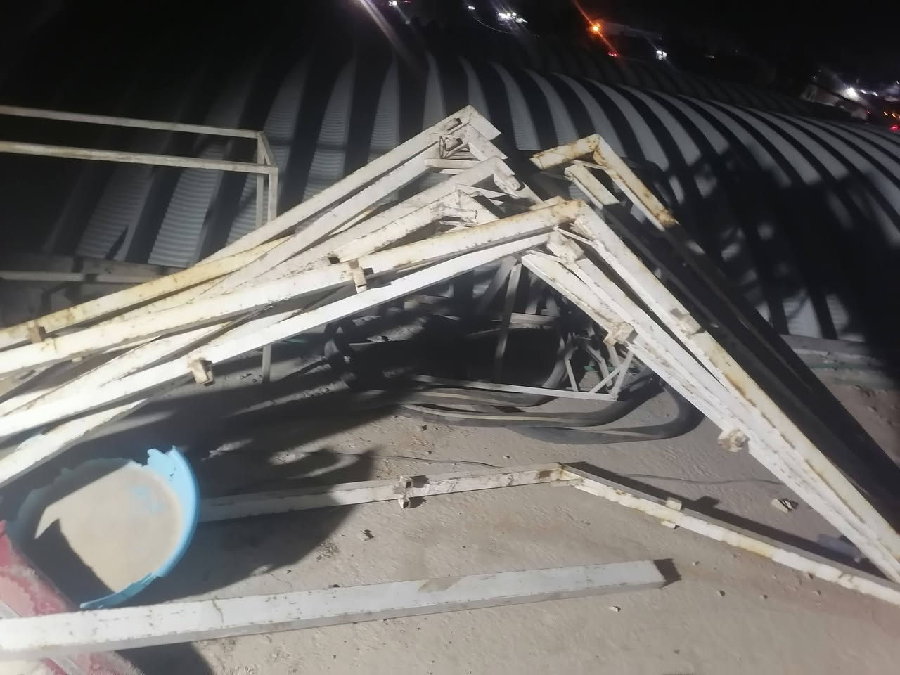 صيوان حديد وياه جادر قماش ١٢ متر
العنوان النجف الاشرف عمود ٢٤٤ مقابل مستشفى كورونا
الاتصال على الرقم ***********
