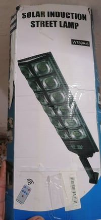 خلية شمسية • زجاج مكسور • يشتغل ويا ريموت