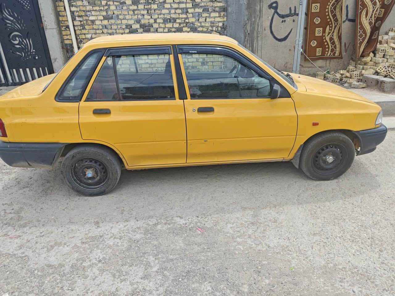 سلام عليكم سايبا موديل 13سنويه ل28 تحويل مباشر مكفوله كير محرك السياره عله وظع الشركه هيه وغرامات مصفره السياره بسمي مكاني كربلاء السعر 34وبيه مجال قليل حك الجيه ***********شرط لا خياس ولا شي السياره الله شاهد أحله من الصوره
