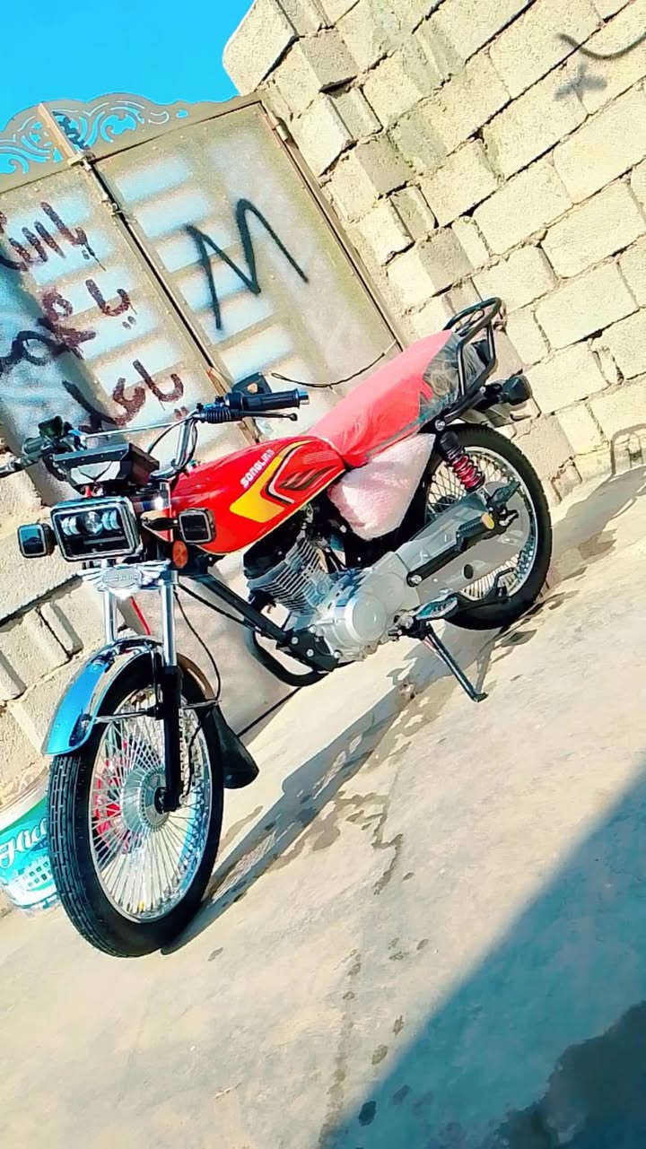 دراجه كامله منزلها رمبه ع ايدي 

موديل 2026 

اوراق كامله . 

السعر 775

مكان ديالى. 

خان بني سعد 

***********
