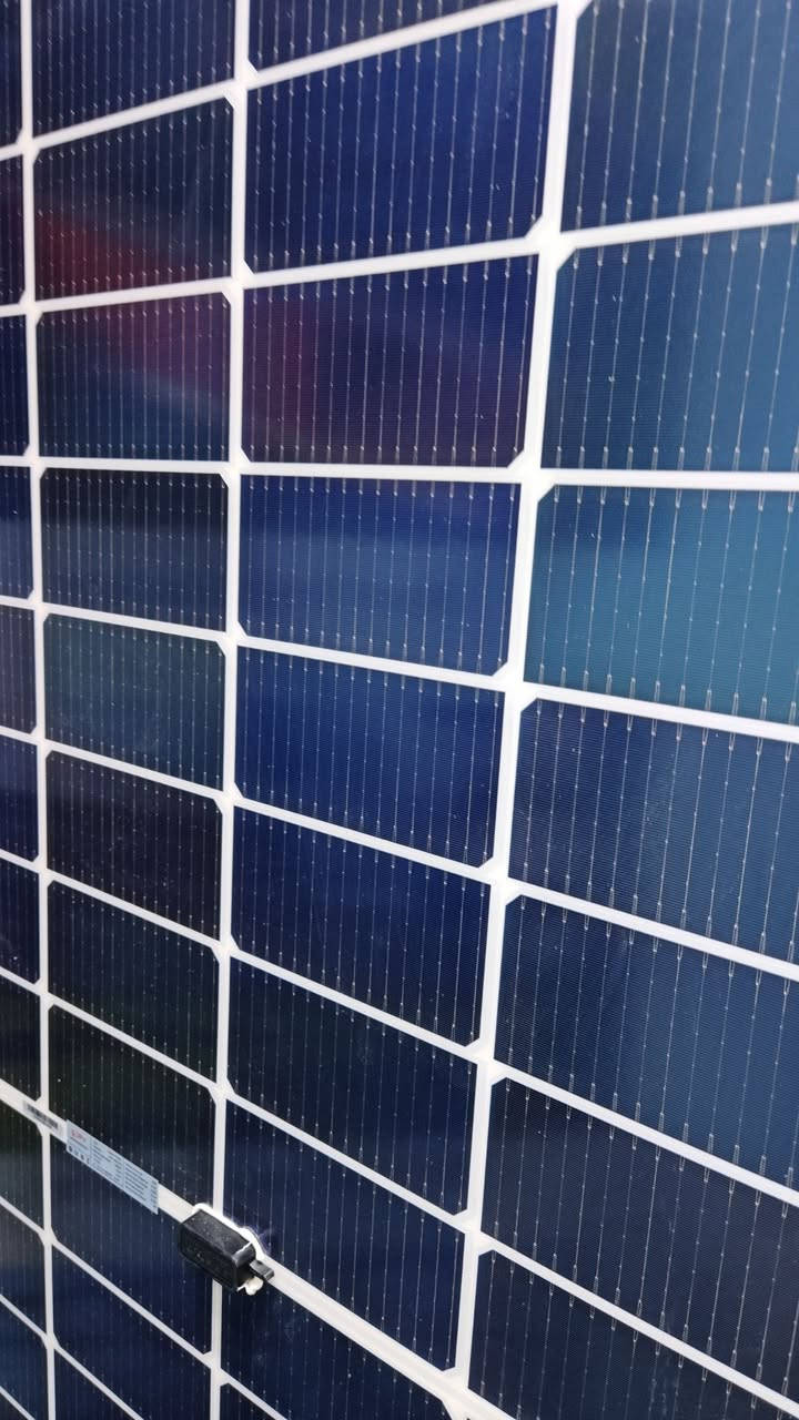 عرض خاص لفترة محدودة
الواح شمسية حجم 615 واط
للطلب والاستفسار الاتصال على الأرقام التالية
*********** 
***********
***********
العنوان الموصل الجانب الأيمن شارع السايلو
