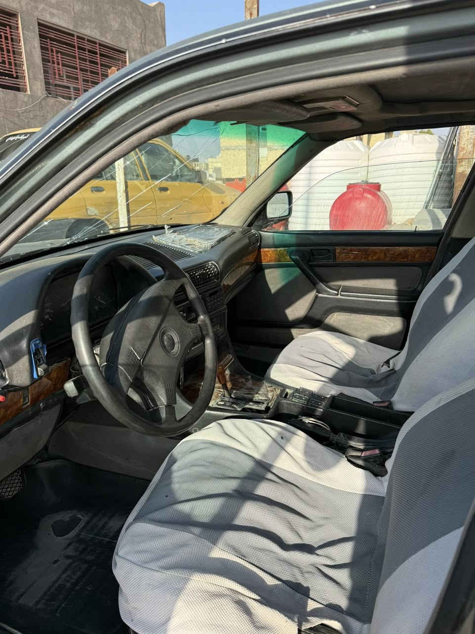 سلام عليكم
735i مفتوح للبيع او المراوس حسب القناعه
كير محرك نضاف شواصي بلاد مداور ثاني يوم مشروع وطني زوج تاير امامي جديد باتري جديد كهربائيات شغاله صدر امامي ٦٠ بل ميه سياره جاهزه مكاني كربلاء*********** سعر ٢٥
