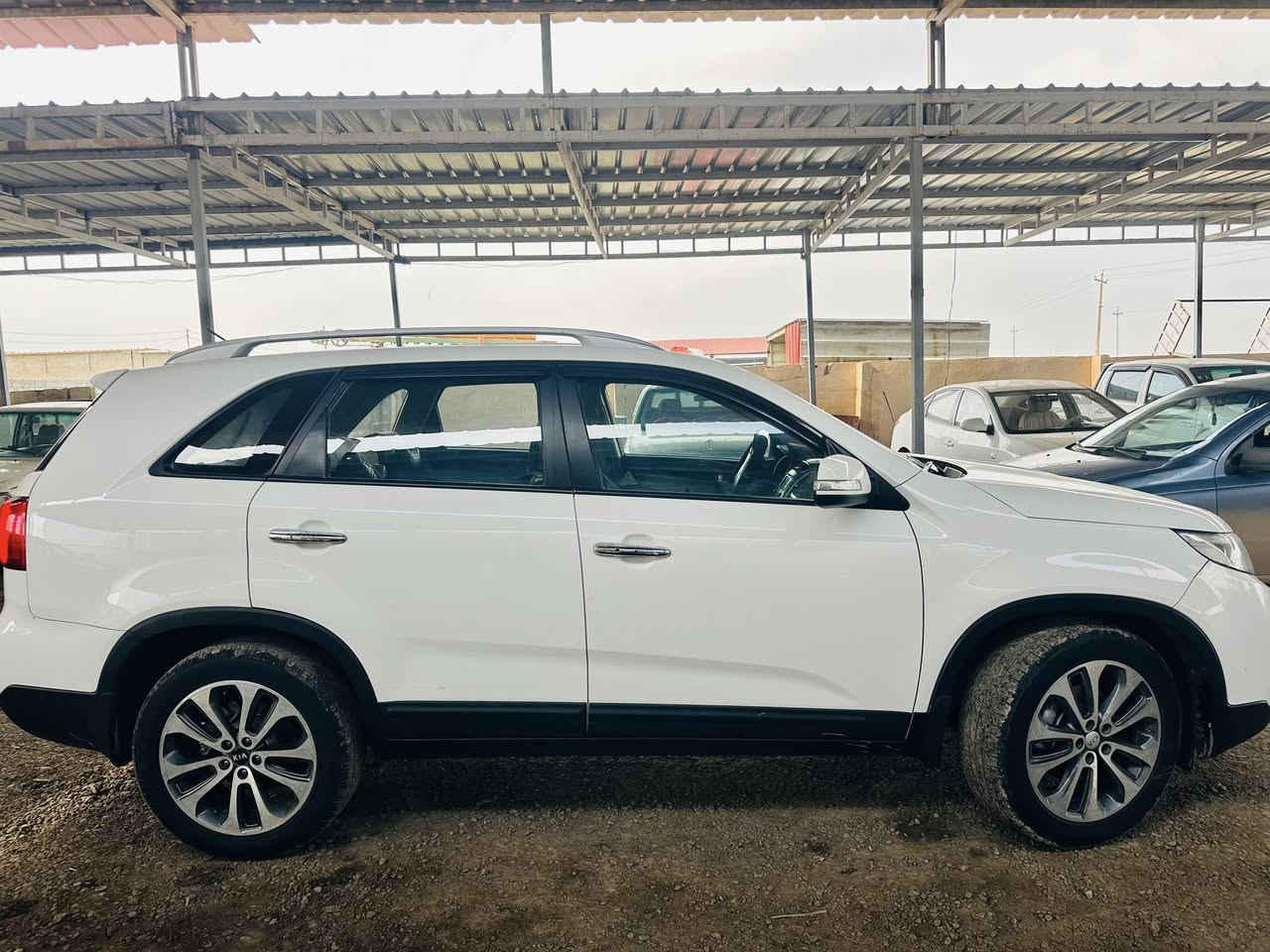 سورنتو ٢١٣خليجي رقم نينوئ الماني  مكفولة من الصبغ مكفولة كفالة عامة
فول مواصفات
سقف بانوراما
محرك 6 سلندر
مري شفط ترحيب
بصمة تشغيل بصمة أبواب
حساس امامي و خلفي
سياره حيل جديده 
كير ومحرك مكفول شرط الفحص
 شرعي موجود تحويل ثاني يوم
العنوان الموصل ربيعه 
للاستفسار الاتصال بالرقم
***********
السياره في معرض علي الشمري 
عنوان المعرض قرية عوينات علا الشارع العام
