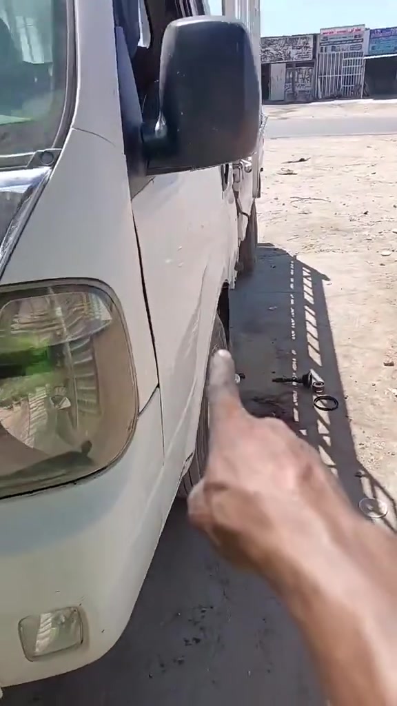 @إشارة 

حلة حي الصناعي نادر الفرع العريض-- ***********

منقول.
