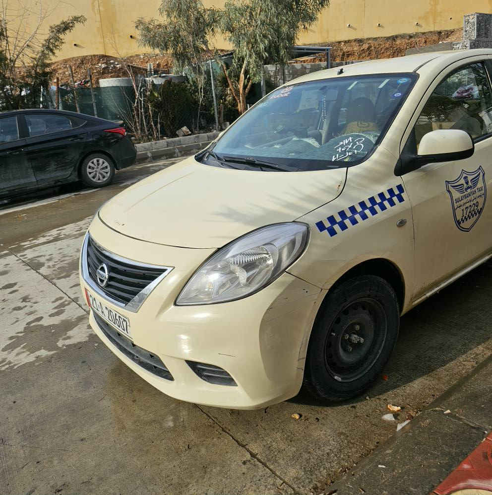 لاکشمیبای تەکسی بۆ فرۆشتن 
مۆدێل ٢٠١٣
تەکسی 
رەقەم باریک ی سلێمانیە 
بێ مەسروف 
هەنێک مەعجوم کاری هەیە 
٤٢١ هەزار ڕۆشتووە 
سەیارەیەکی پاک و جوانە ماڵی دۆستە
نرخی ١١٨ وەرەقە و مەجالێکی برایانەی تێدایە  
بۆ زانایری زیاتر تکایە پەیوەندی بکەن 
***********
*********** السليمانية, العراق
