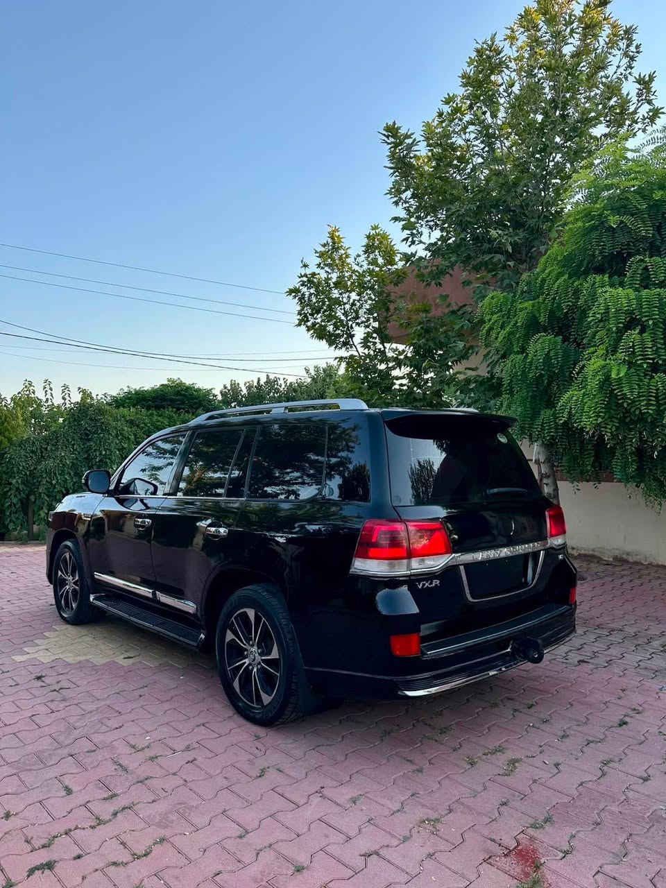 وەنەوشە ٢٠٠٩ دوبەی ساخ  مەکینە v8. مەرخوب٤.٦٠٠ کامل دەروناوی کراوە بە ٢٠٢١ فول مواسەفات (سلاید-ئۆتۆماتیک -دەبل ئەکسل -حاسە -کامیرە )گیرو مەکینە و دەبل ئەکسل و تەبرید و هەموگیانئ بەشەرت تابلیت سەیارەیەکی جوان و بی مەسروفە بی دەعم و بی لیدران پەمپی دوبەی کراوە بۆ جوانی یەک رەنگی سعری ١٧٦ گەلا و معامەلەیەکی برایانە لە سلیمانیم*********** السليمانية, العراق
