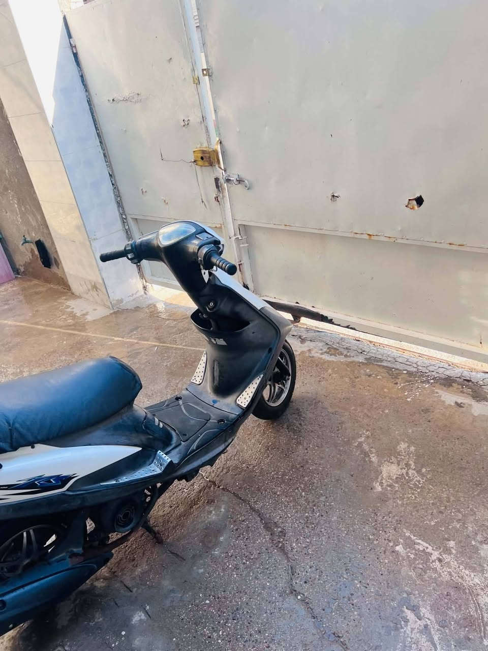 سلام عليكم دراجه ماكس عدله البيع كهربايات كلهن شغالات
سلف هندر شغال تاخذ ع فحص السعر 550 وبيه مجال حك جيه  *********** (اسكندريه)
