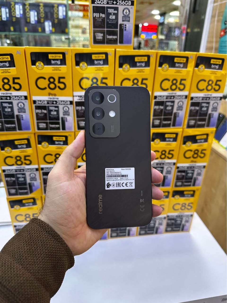 (          Realme C85      )
🔥 ئێستا لە تی موبایل بەردەستە 🔥

🌹🌹🌹🌹🌹🌹🌹🌹
🌺قەبارەی ڕونما :6.8
🌺جۆری ڕونما :  LCD 
🌺نوێبونەوەی ڕونما : 144HZ
🌺ڕام :8GB
🌺بیرگە : 256GB
🌺چارەسەرکەر :   Dimensity 6300    
🌺کامێرەی سەرەکی :  50mp
🌺کامێرەی سێڵفی : 8MP
🌺باتری :  7000 MAH
🌺توانای بارگاوی بونەوە : 45W

نرخی 240 هەزارە

ئێمە لە تلگرام : https://t.me/Tmobile_yuu

هەموو پەیج و پلاتفۆرمەکانی ئێمە:https://takl.ink/T.mobile/

ناونیشانی ئێمە:
تی مۆبایل - سلێمانی - بازاڕی حەمە ســور - پشت چایخانەی شەعب - دوکــانی ژمارە { ٩ } 
***********
--------------
*********** السليمانية, العراق

