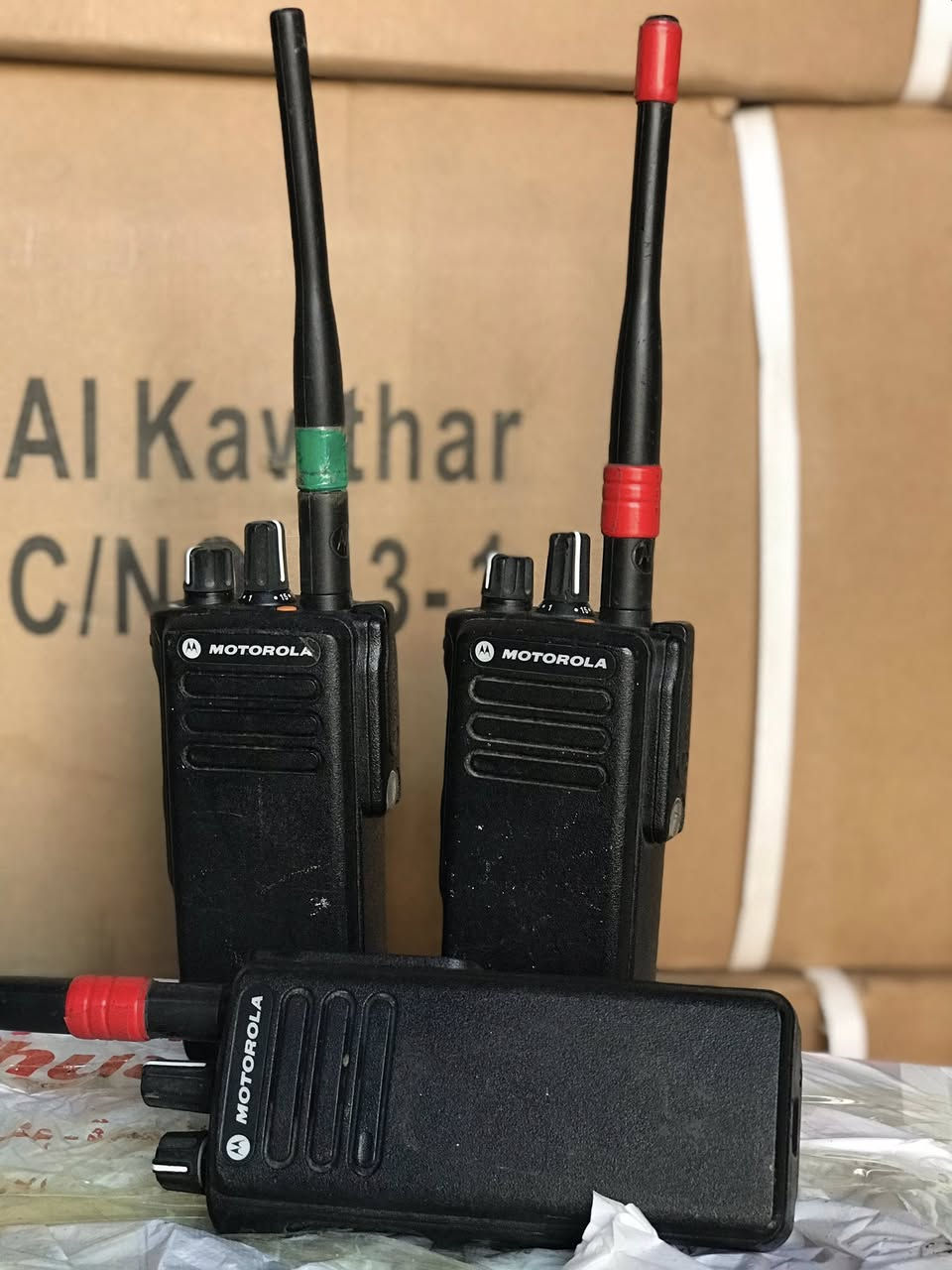 لبيع اجهزه لاسلكيه و شواحن كلمن وسعره اتصل وتدلل توصيل موجود ***********
