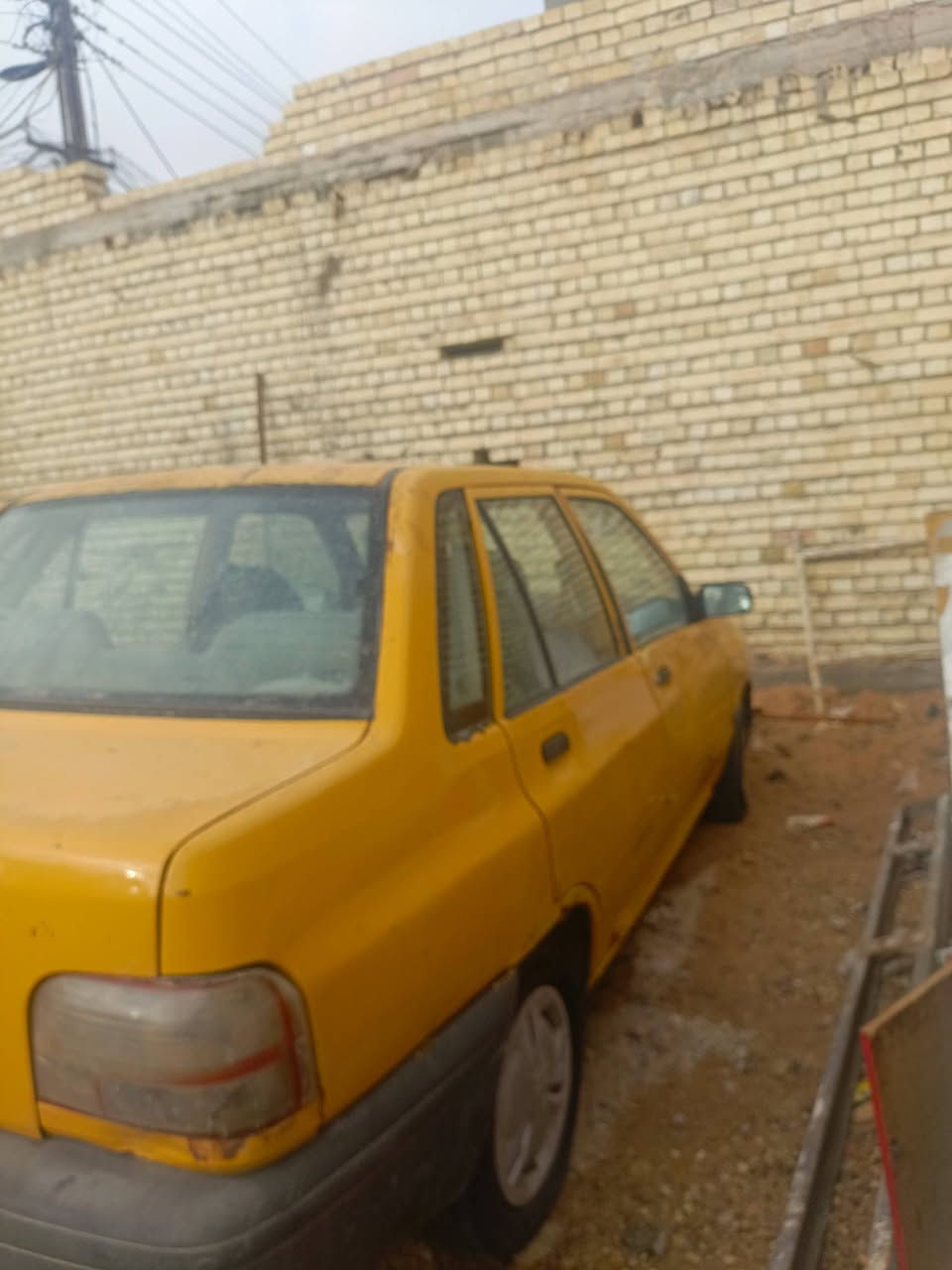 سياره سايبه مكاني بغداد حي الجهاد ابيع لكم حديد بس مكينه وشواصي مقفولات راعيها موجود ب 800 ***********
