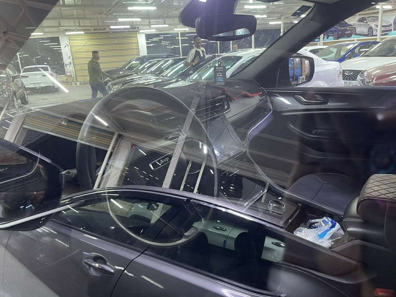 جيب شيروكي 2023
6 سلندر – أمريكي

الممشية: 17 ألف كم قابل للزيادة 
اللون: كرزي
رقم: بغداد

المواصفات:
• رادارات
• حساسات
• شاشة كبيرة (مضافة)
• كاميرا
• سيارة مريحة وفخمة

الحالة:
جاملغ أمامي فقط
الشاصي والدواخل سليم

السيارة نظيفة جداً وما تحتاج شيء.

السعر: 31,000 دولار (310 وبيه مجال بسيط)

الموقع: كوت
للاستفسار الاتصال أو خاص

‭+964 773 402 0664‬


**إذا كنت صاحب هذا الإعلان وتريد حذفه لأي سبب، رجاءا أرسل رسالة إلى الدعم الفني**