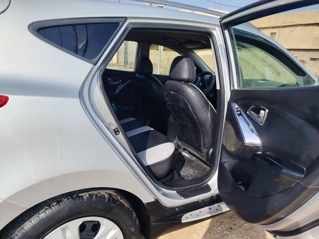 توسان موديل 2012 وارد امريكي مكينه 2400 دوش كير6نمر رقم ديالى سنويه ل٢٨
مكينه وكير تبريد تخم تاير كله جديد ماشيه 123
قطعه َوحده صبغ بدون دواخل شرط لييل واحد سياره
السعر 130
بيع او مراوس حسب القناعه
***********
