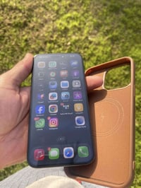 آيفون ١٥ برو ماكس • ٢٥٦ • كاميرا مكسورة