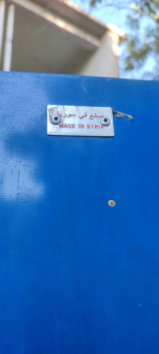 ثلاجة عارضه كونكورد اصلي نظيفة للبيع ***********
