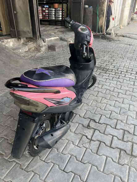 سلام عليكم دراجه ماكس عدله شلعه ومعدل كلهه شغله سعره 450مكاني محموديه
***********
