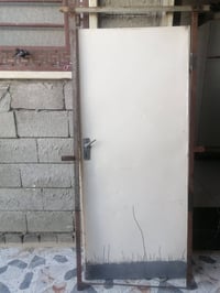 باب • للبيع