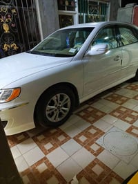 ازيرا • ٢٠١١ • ٦ سلندر