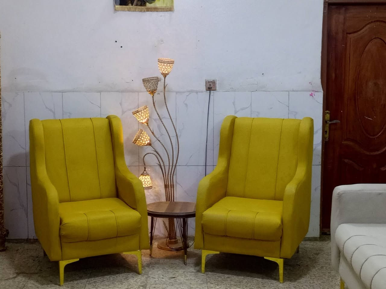 تخم تكمه نظيف جدا 10مقاعد ب250الف وبي مجال المكان الوشاش *********** يوجد توصيل  بكروة يوجد واتس اب
