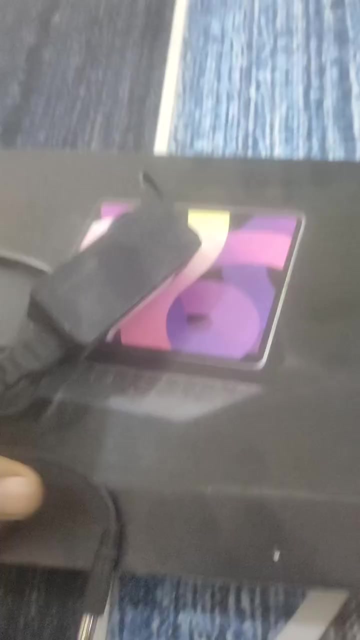 حاسبة بشرط الشغل العدد 15 واحد طلعت عندي بالامزون السعر 35000 بيع سريع لتواصل معي على الواتساب ‏‪0778 313 2083‬‏
