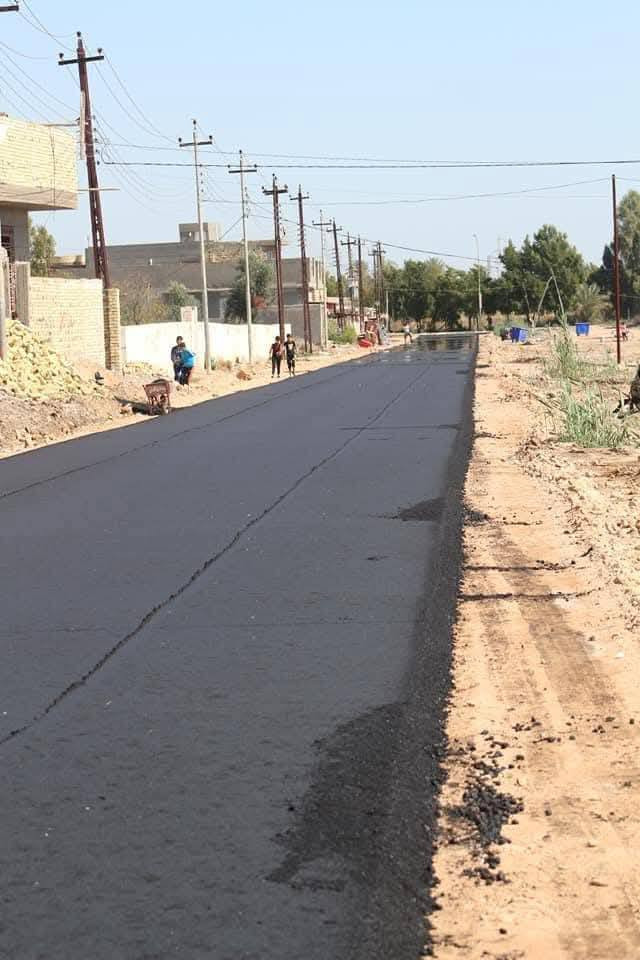 السلام عليكم نحن شركة لتبليط وأكساء الطرق والمزارع والمجمعات السكنية نوفر لكم جميع الخطط الطرق وهندستها اذا كنتم مهتم بخدماتنا لتواصل والاستفسار التواصل على الرقم  
***********
