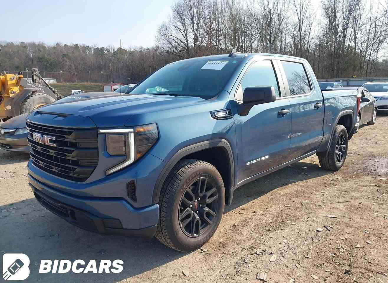 جمسي سيرا 2024 دخول جديد
🇺🇸 GMC Sierra🇺🇸

لون مميز أزرق بحري 

رقم بغداد (81819) 

عداد المسافه (عداد . 26.000mi)

محرك / TurboMax سعة 2.7 لتر: 4 أسطوانات توربو يولد قوة 310 حصان وعزم دوران قوي

كير تعليك أوتوماتيكي ذكي بـ 8 سرعات مخصص للمهام الشاقة.

المرغوب باب طويل بدي قصير 

كشن كهرباء 

رادار تحديد مسار 

Auto Stop

نضام الدفع 4WD) مع علبة تحويل Autotrac.

بصمه 

باب البدي كهرباء 

تشغيل عن بعد 

شاشه + كامره خلفيه

كار بلي بلوتوث  

منفذ طاقه بقوة 220V 

الحد الأقصى للسحب ( 9.500رطل )

الحدالاقصى للحمولة ( 2.240 رطل )

إضاءة LED مدمجة: تضيء زوايا الصندوق لسهولة تحميل الأغراض وتفريغها ليلاً 

هاند بريك كهرباء بصمه 

صور الحادث مرفقه مع الصور والسياره تعتبر كلين حادثه فقط دعاميه خلفيه 

كفاله لغود شواصي ايرباك 

بجم كبس على وضع الشركه

بصماته عدد 2بلاد 

السعر مناسب للجاد بل شراء الأتصال على رقم الهاتف 

☎️***********

⛔️ملاحظه نقل الملكية بدون جلب ظريبة من طرف المشتري تحويل مباشر
