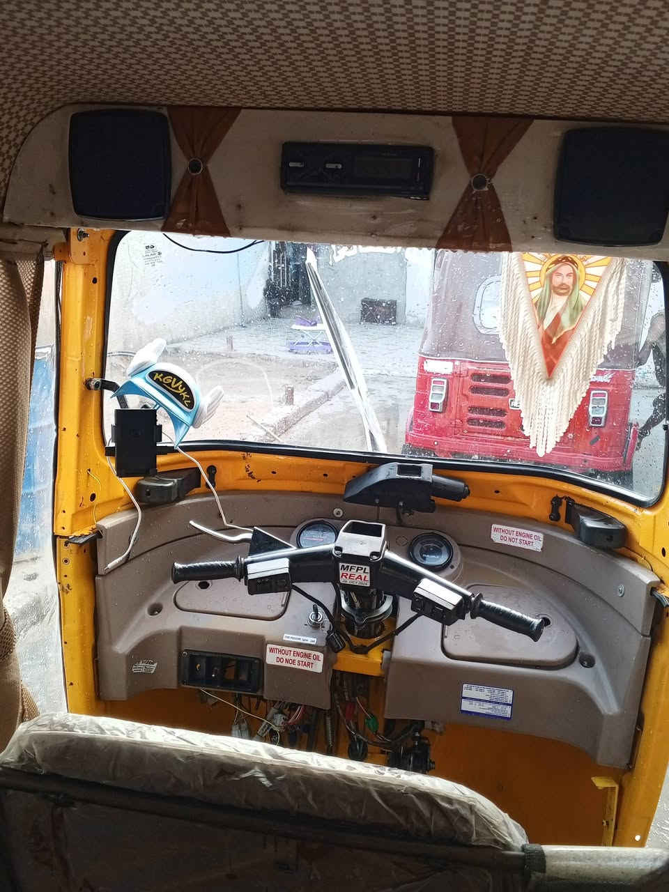 تكتك 19شهر5 بلاديه بس الغوده مرشوشه وراق المصطفى كامله وياك الترقيم السعر 5000ويه مجال بصيط ***********مكاني بغداد فلكه سلمان باك
