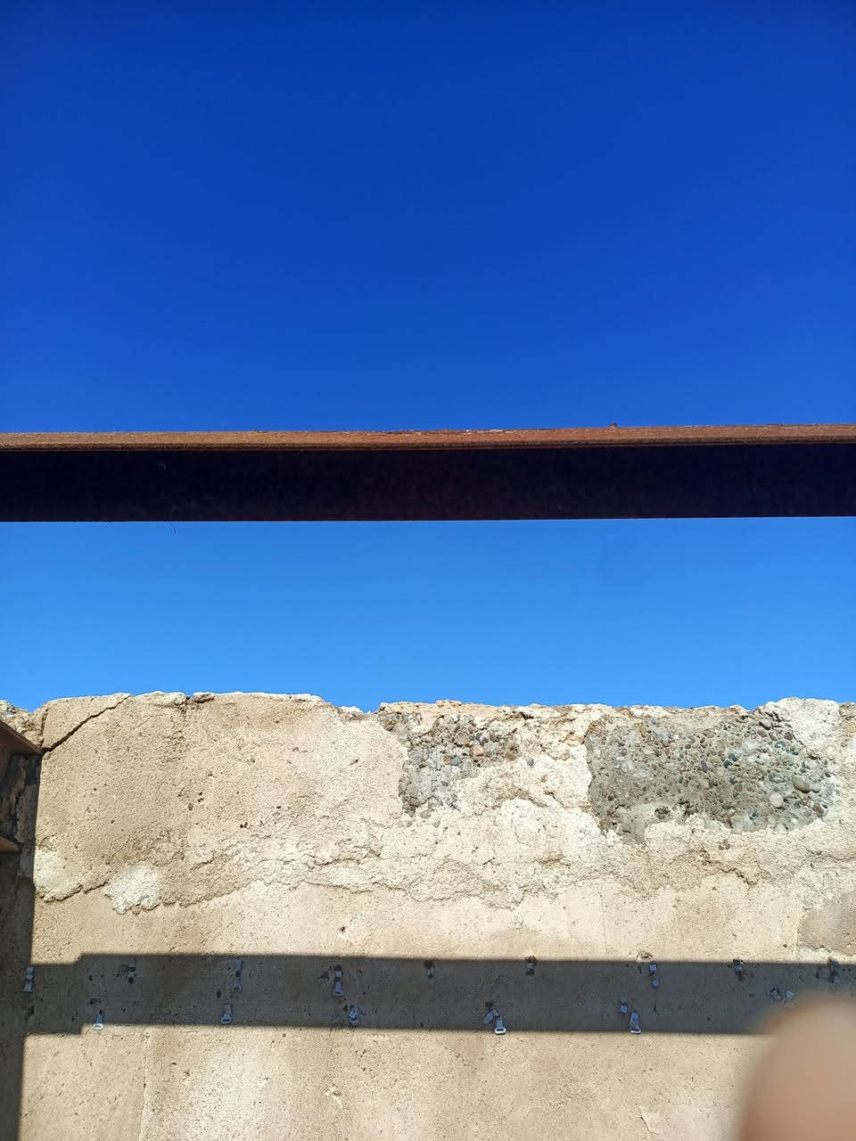 زاويه للبيع العدد 660متر ***********
