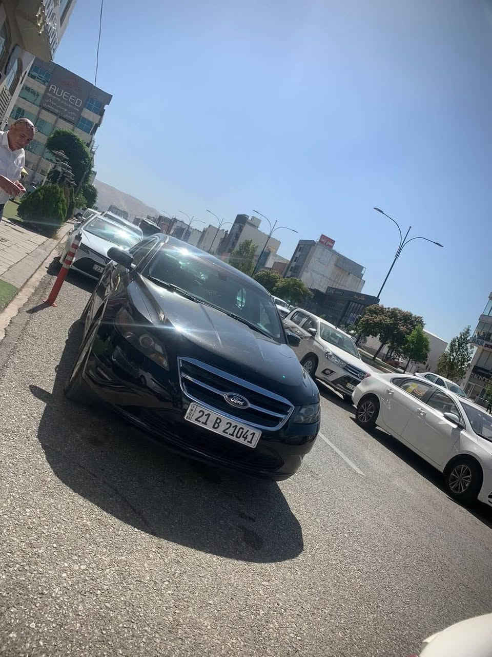 سلام عليكم  
سعر( 115$ ) *********** 
فورت تورس للبيع رقم سليمانية 
موديل 2011  مكينة 6 سلندر ( 3500 )
السيارة مكفولة من الضربة والصبغ  بدون اي حادث
تبريد قطعتين 
كشنات كهرباء 
كود ع باب 
ليد بدعامية 
تحكمات استيرن 
سنوية جديد
هزة جديدة 
شرط تحويل 
اخوان سيارة برغي نقص مابيهة من كل نواحي 
مكان سيارة بغداد الراشدية
