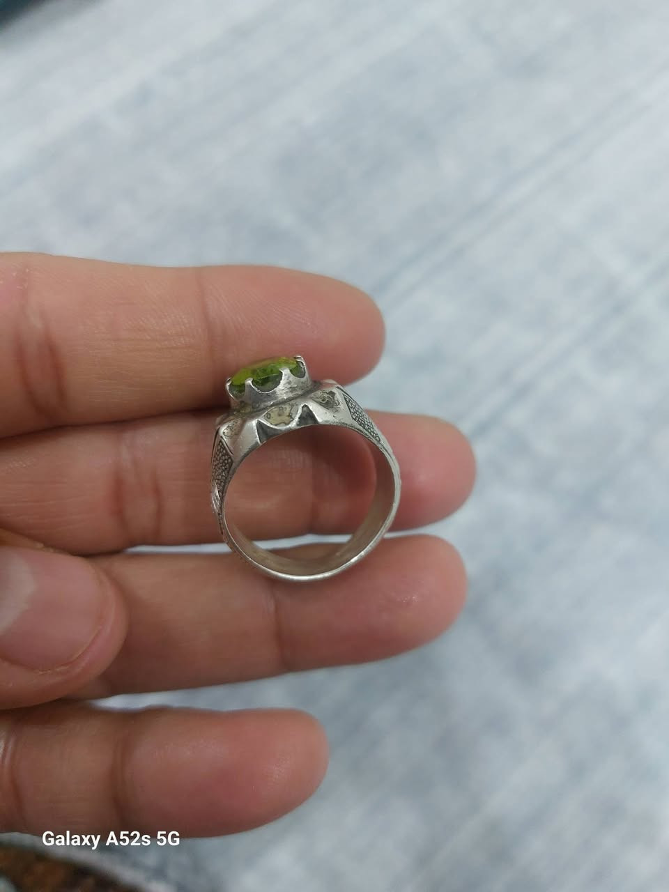 زبرجد افريقي قديم بصياغة فضه ثقيلة قياس الخاتم 💍 ٢٣
السعر ١٣٥  الف مع التوصيل


**إذا كنت صاحب هذا الإعلان وتريد حذفه لأي سبب، رجاءا أرسل رسالة إلى الدعم الفني**