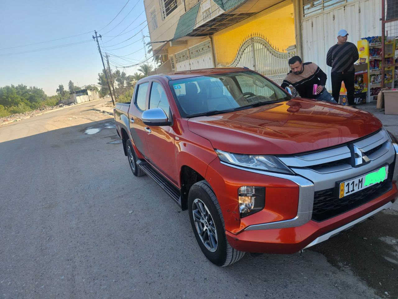 سلام عليكم
مسيوبيشي L200 كاز فور ويل عالي 
كير عادي 
موديل2023 
رقم بغداد 
السياره مكفوله من الصبغ والتبديل 
مكانهه كربلاء 
*********** 
سعرهه 200 وبيهه مجال
