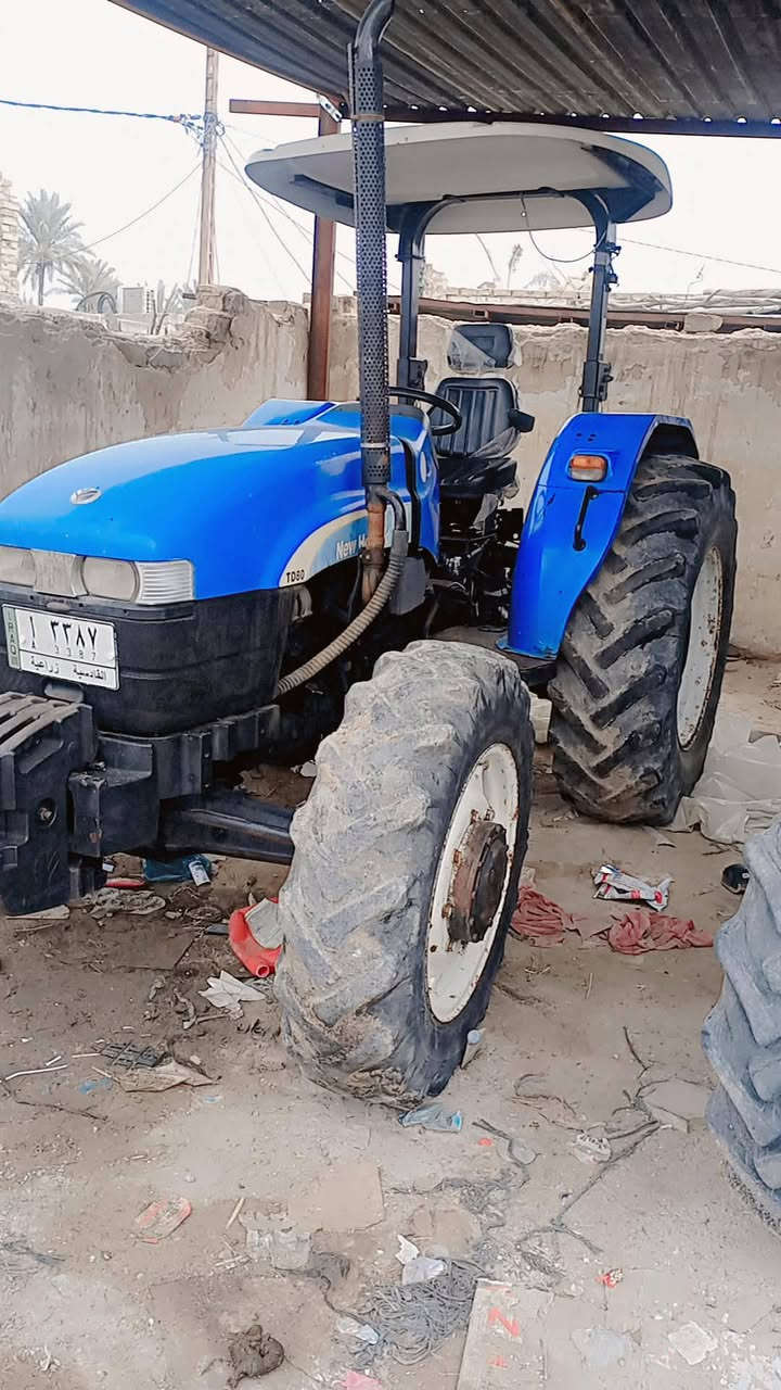 مكينه حجم 80موديل 2010 رقم قادسيه انكليزي باقي عل استلام اللوحات اي استفسار اتصال  عل الرقم ***********
