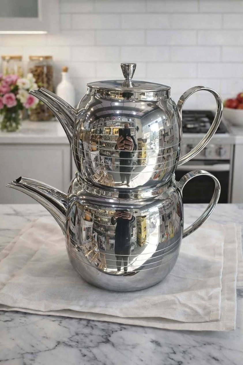 🌟 طقم إبريق شاي مزدوج من كوركماز! 🍵

- مصنوع من الستانلس ستيل عالي الجودة 18/10 المقاوم للصدأ 💪
- سطح خارجي مصقول ولامع 🔥
- سعة 1.5 لتر للإبريق العلوي و 2.0 لتر للإبريق السفلي 📦
- يمكن غسله في غسالة الصحون 🤖
- تصميم أنيق ومثالي للاستخدام اليومي 😍

السعر مع التوصيل 37,000 دينار! 🇮🇶

#طقم_شاي #كوركماز #أدوات_مطبخ #العراق #بغداد #تسوق_اونلاين #ضيافة


**إذا كنت صاحب هذا الإعلان وتريد حذفه لأي سبب، رجاءا أرسل رسالة إلى الدعم الفني**