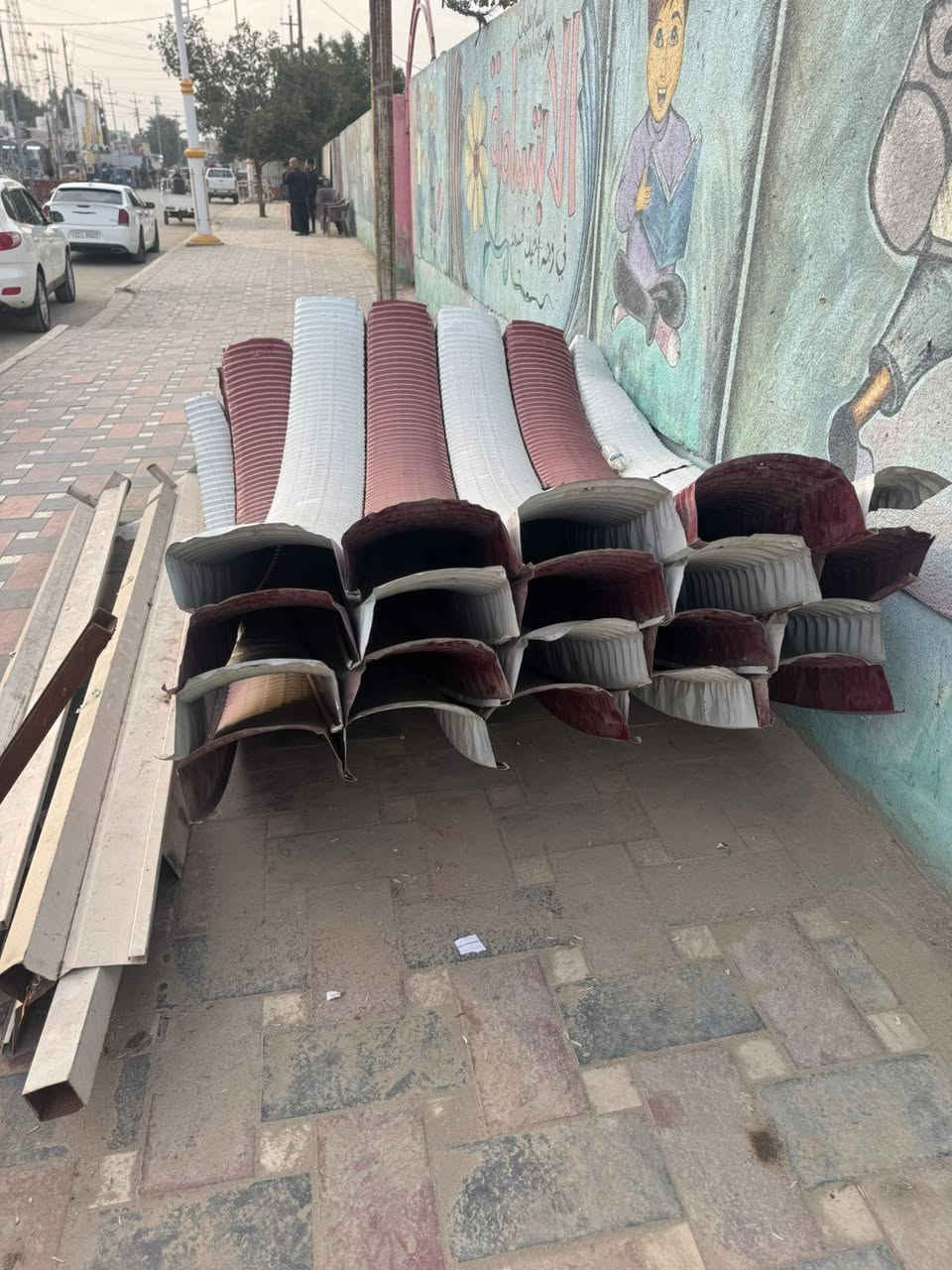 سلام عليكم قمريه قوسيه للبيع. العرض ٦ متر 
مستخدمه شهرين فقط 

للاستفسار علئ رقم ***********
