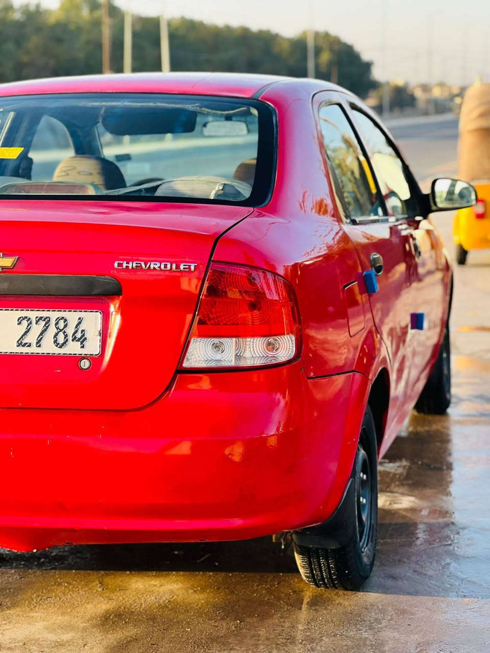 السلام عليكم
للبيع افيو 2004 
سياره كير مكينه حاويه جيدا جدا 
رقم إنكليزي تبريد تدفئه شغال 
سياره بيها مكانات صبغ أبيع حزام 
سعر 50 وبيها مجال 
مكان بابل المسيب 
سده الهنديه 
***********
***********
