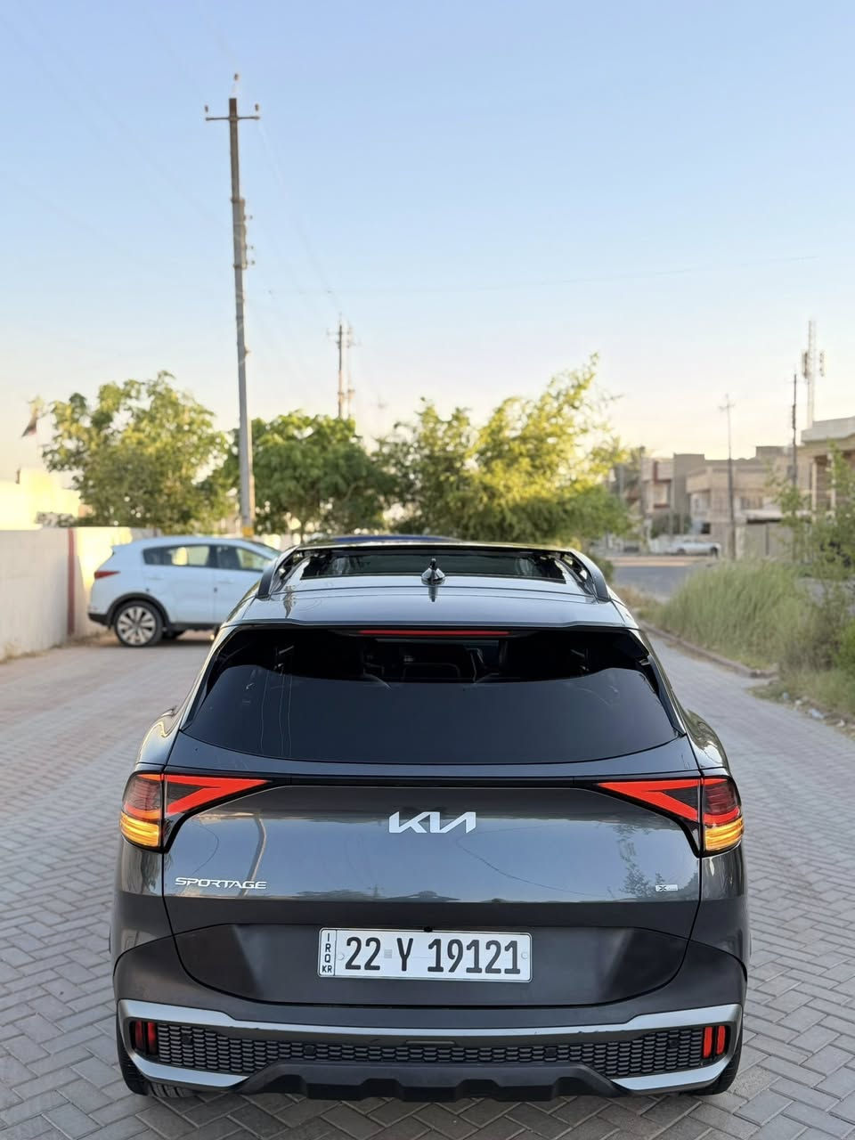 كيآ سبورتج 2024 ✔️ لون زيتوني على رصاصي متغير
أعلىٰ فئه موآصفآت 🖤 الفئه العاليه 

جديده بمعنى الكلآم وارد امريكي 

دخلت من امريكا بيها سرقه جاملغ أمامي

بدون ارباك جميع الارباكات سليمه ✅

الموآصفآت :

بصمه ، تشغيل ، أبوآب ، صندوق ،

بآنورامآ ، طكتين ، تشغيل عن بعد 

جنطه كهرباء بصمه 

كشنآت جلد فول ، دوآخل صاج فايبر

سستم صوت سماعات 🔊 هآرمن كآردن ،

فول كشنآت VIP بقلاوه جلد كهرباء USB تتفئه كشنآت ، شآشه دچتل سينمآئي متصل دشبول كامل ، أنآره داخليه متغيره الألوآن ، دوسآت ملون

بچم العريض X , هاند بريك بصمه ، مانع انزلآق

دكمه أوتو هولد ، اوتو ستوب ، درآيڤ مود ، دكمه حساسات ، دكمه الكامرآت , دكمه فورويل المرغوب

قطعتين تبريد منفصل ، 

تبريد بيآنو لمس وفول تحكم بيانو شاشه 

دكمه مانع أنحدآر ، شحن لآسلكي للفون📱

رآدار أمامي ، رآدار جانبي ، رآدار خلفي ،

تحديد مسآر ، سيآقه ذآتيه ، خطوط الشارع 

توقف ذآتي أمامي ، توقف خلفي ذآتي ، 

ويل كب گروم 🛞 ، 4 عدسآت زنون عالي ناصي

حسآسات خلفيه ، كامره أماميه ، كامره خلفيه ، 

بك لايتآت لدات ، اشارات مري ، نظام ترحيب يدات

محرك 2500 المرغوب ،

فول تحكم ستيرن دعآيه ، 

أنآره دآخليه لمس ثلجيه ،

فول نيكلات ،

السعر 200 مجال بسيط 

مكآن السياره بغداد الكرخ 

للأستفسآر***********
