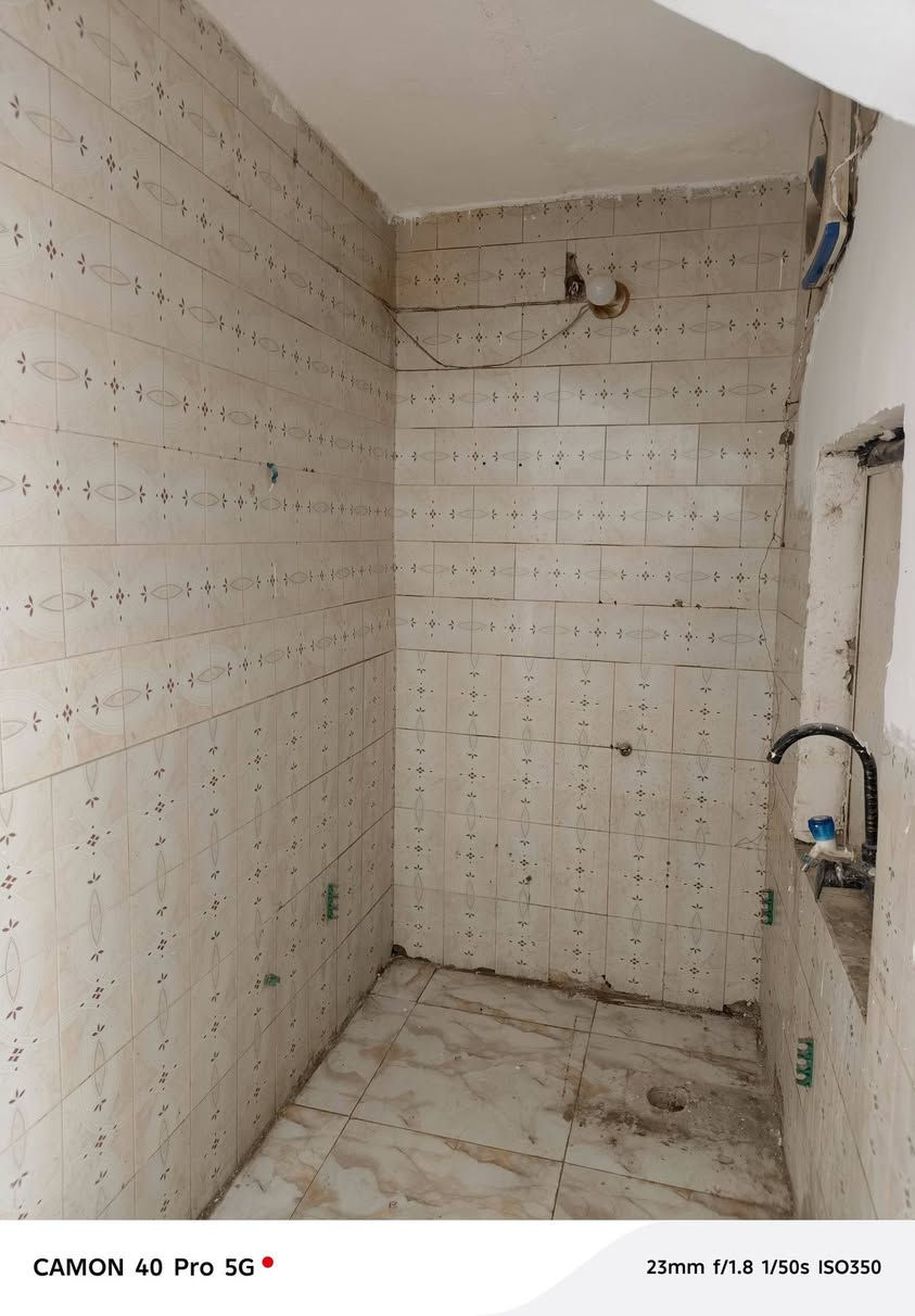 مشتمل للايجار العروبه قرب شركه الاثير غرفتين نوم وصاله ومطبخ وصحيات الاستفسار مراجعه مكتب امجد الخالدي للعقار حي الفرات شارع المستوصف ***********
