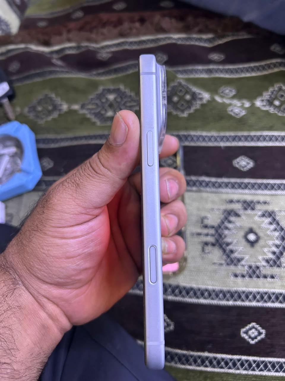 للبيع شرق اوصط 17 بروماكس جهاز كلش جديد شرط ولاملاحظه بي السعر 2100 قفل ذاكره 256 مكانه حي الجهاد اي سفسار *********** او كلشي اكو بلسوك تلكه حته 1500
