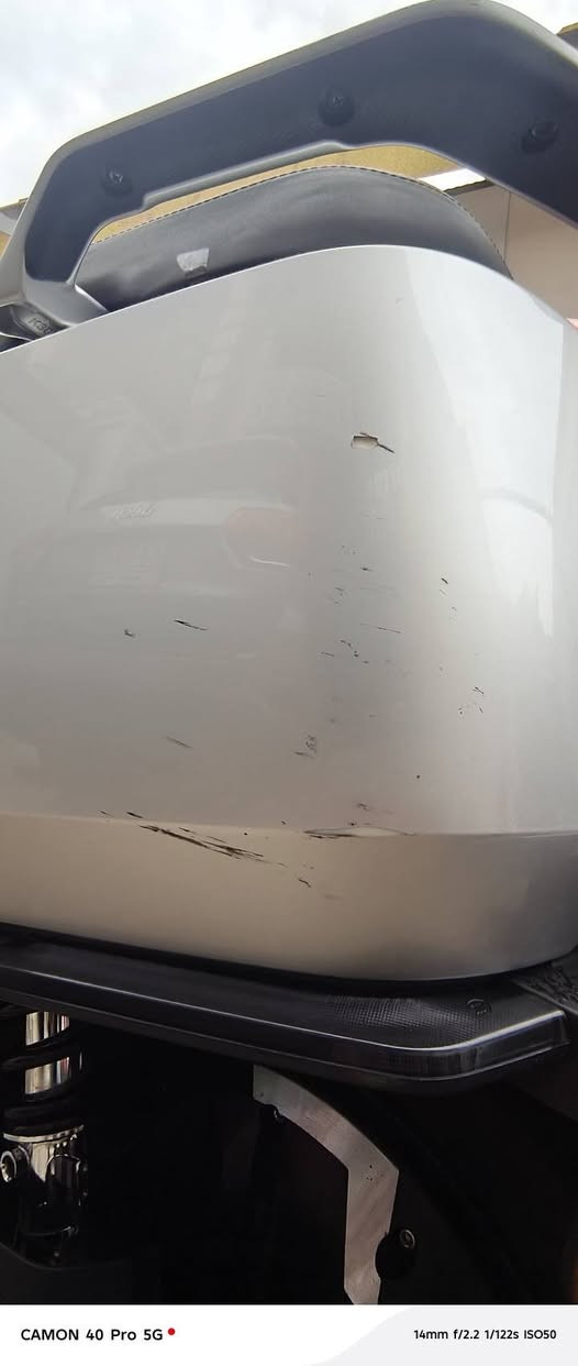 سلام عليكم دراجه شحن وحش الكون سرعه 80 حقيقي دراجه حلوه ومرتبه ومشتغله من شهر الرابع 2025 وبعده بنشاطته لباتري الواحد 35 أمبير سعر 875 ألف وبيه مجال للأتصال ***********
