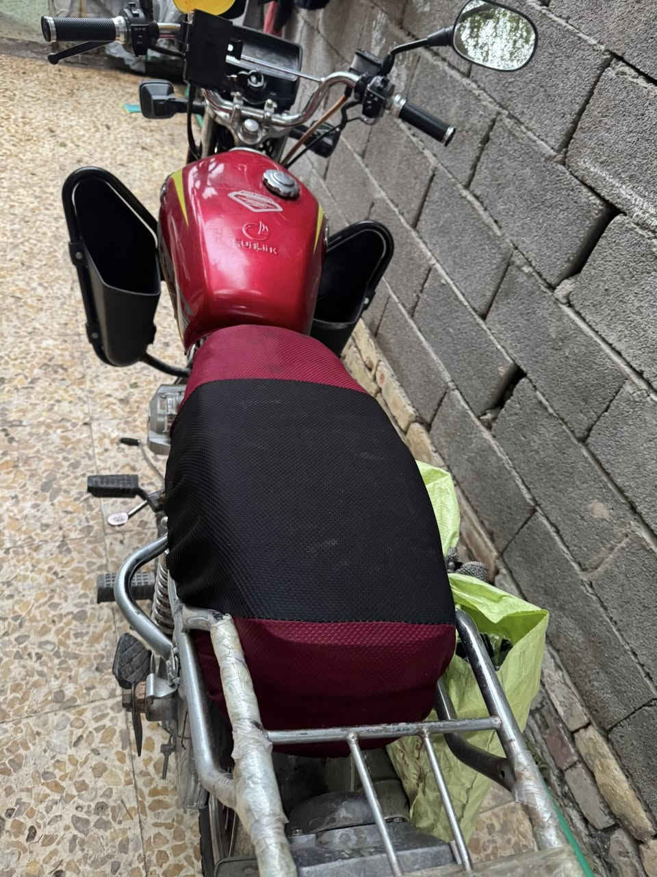 دراجه ايرانيه سلف هندر خير من الله مال شغل
اشايره شغاله ماناقصه كلشي شغل وطلع 450 وبيه مجال 

مكاني مدينه الصدر شارع الداخل قطاع٥٥ وره مستشفى 

***********
